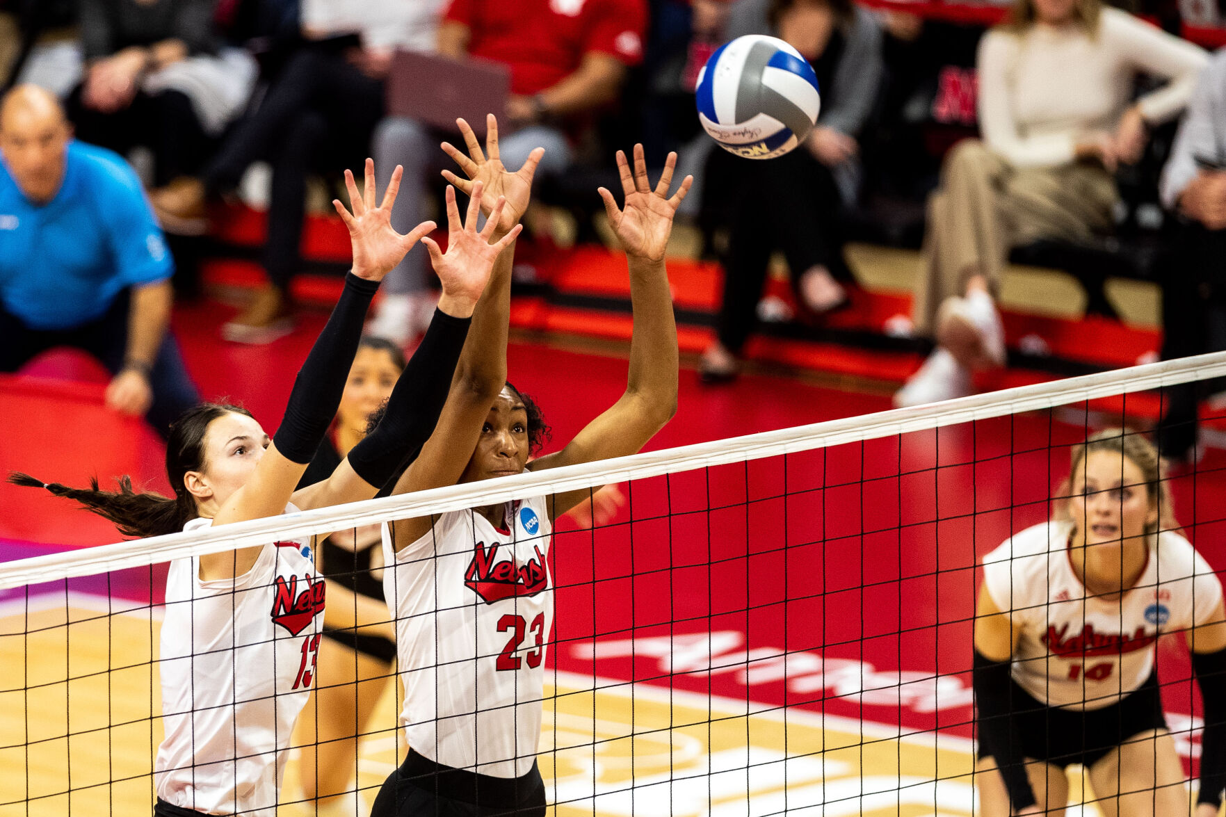 120322-owh-spo-nuvolley-LS08.jpg
